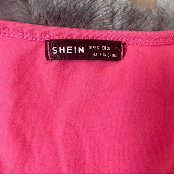 Butterfly Print Asymmetrical Cropped Long Sleeve Top - Picture 5 of 6